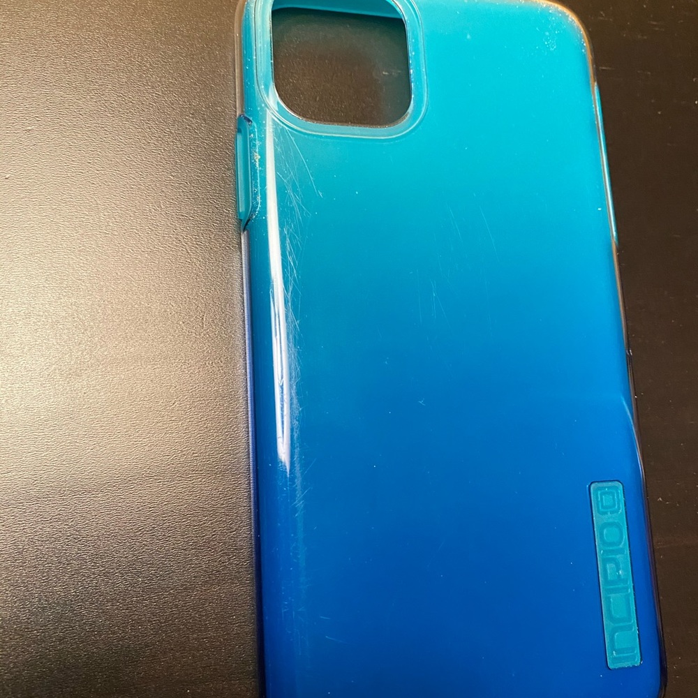 iPhone 11 pro max Incipio dual pro case